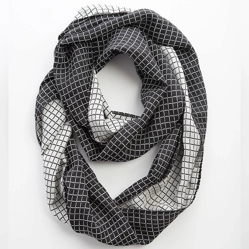 J JILL NEW Wearever Silk Windowpane Print Infinity Scarf • Woven Reversible